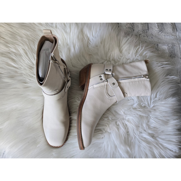 New Silent D Cream Leather Moto Boots - 40 EU (9.5-10 US) - Picture 5 of 6